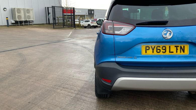 Vauxhall Crossland X 1.2T [110] Griffin 5dr [6 Spd] [Start Stop] Petrol Hatchback